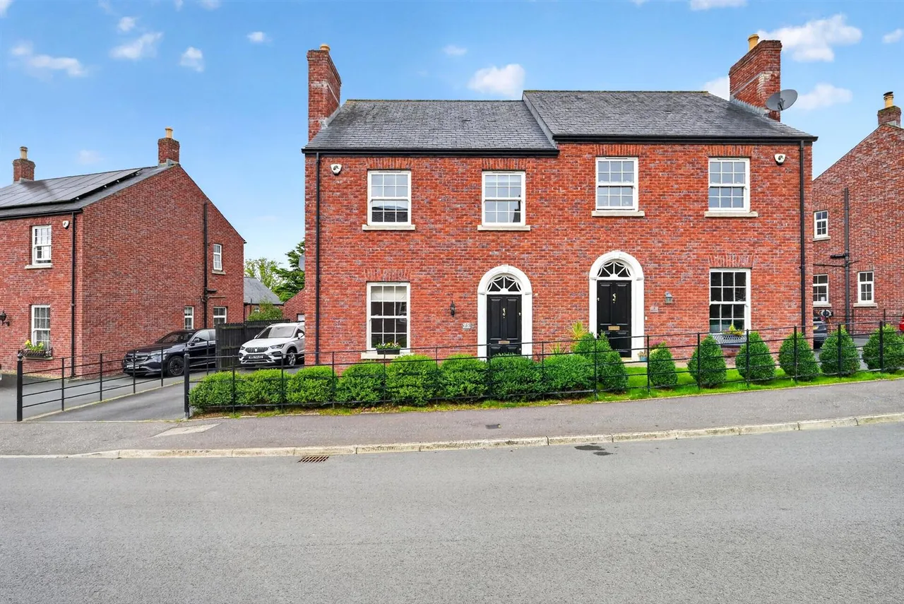 Breton View, Lisburn, BT28, photo 2