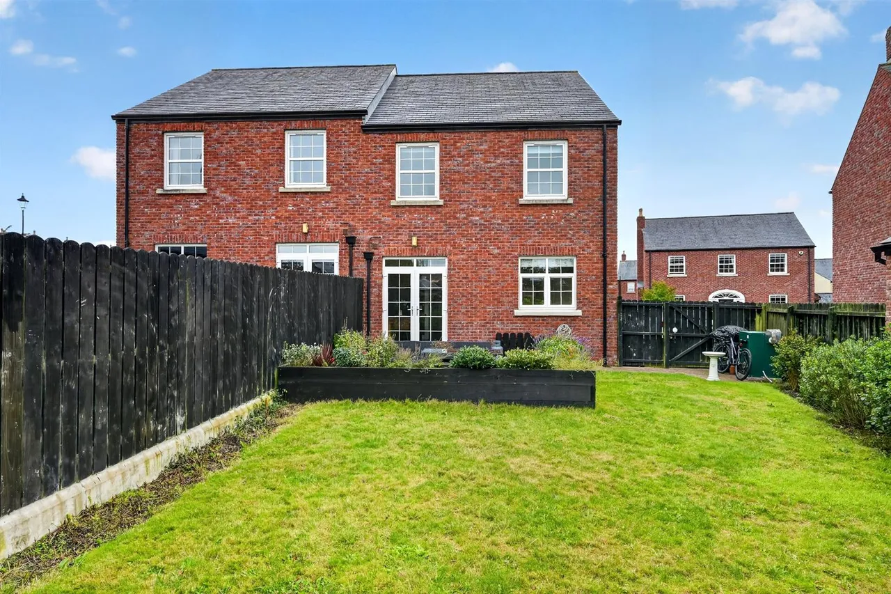 Breton View, Lisburn, BT28, photo 30