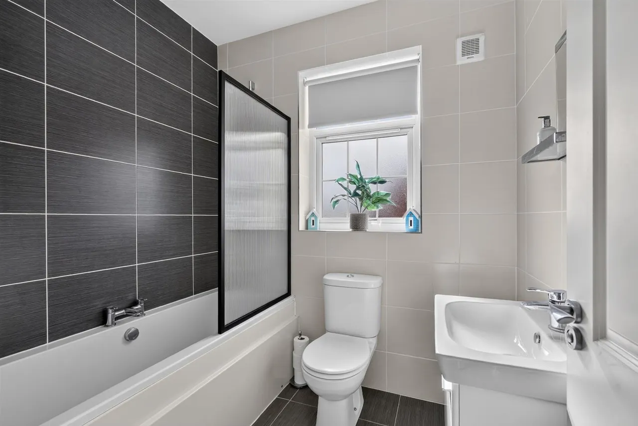 Breton View, Lisburn, BT28, photo 26