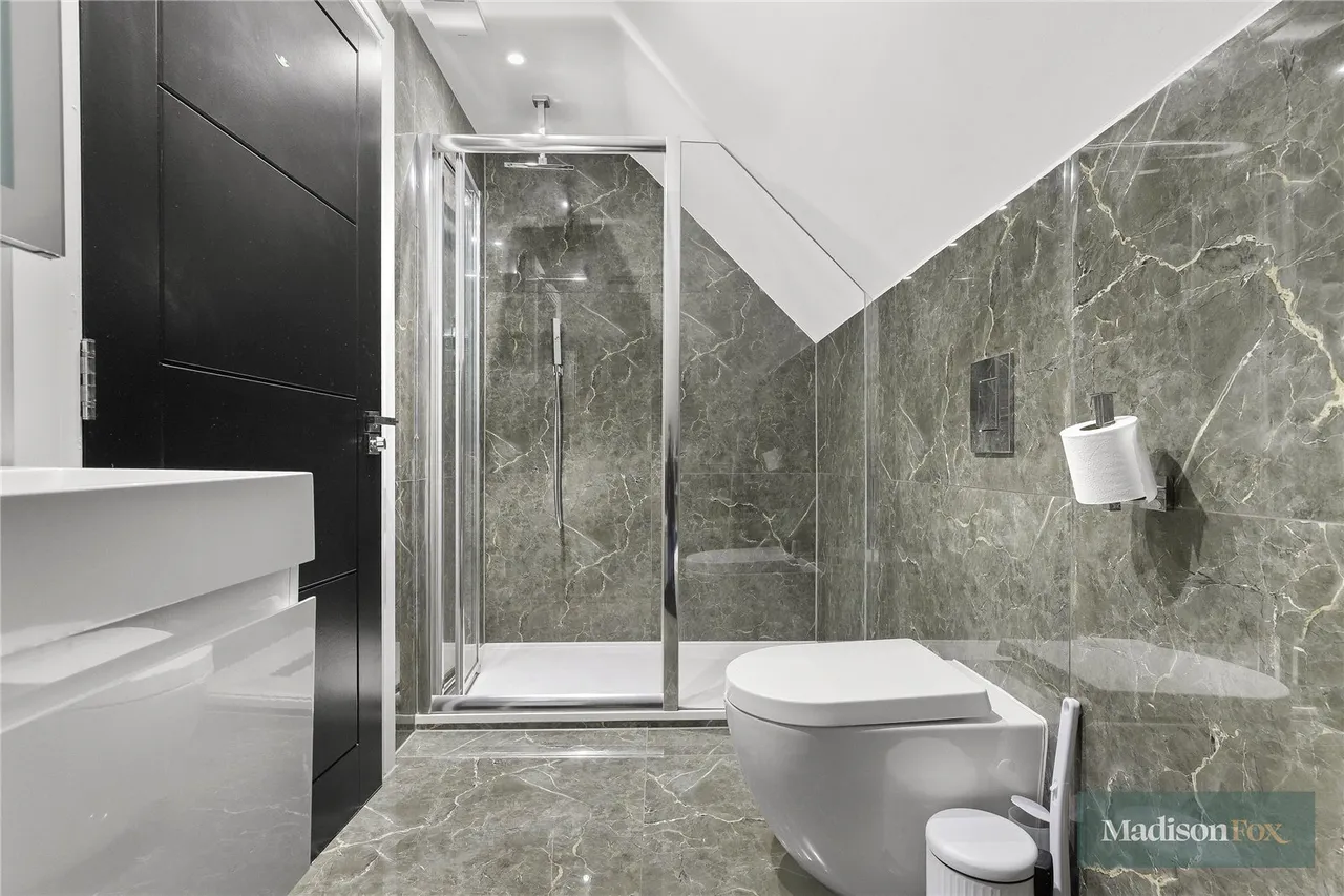 Manor Road, Chigwell, IG7, photo 23