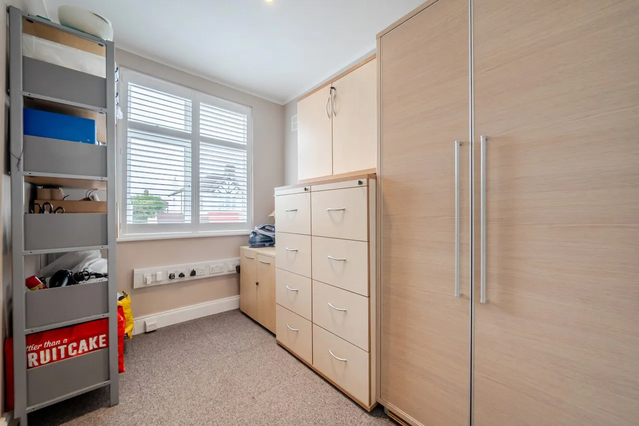 Sundial Avenue, South Norwood, London, SE25, photo 12