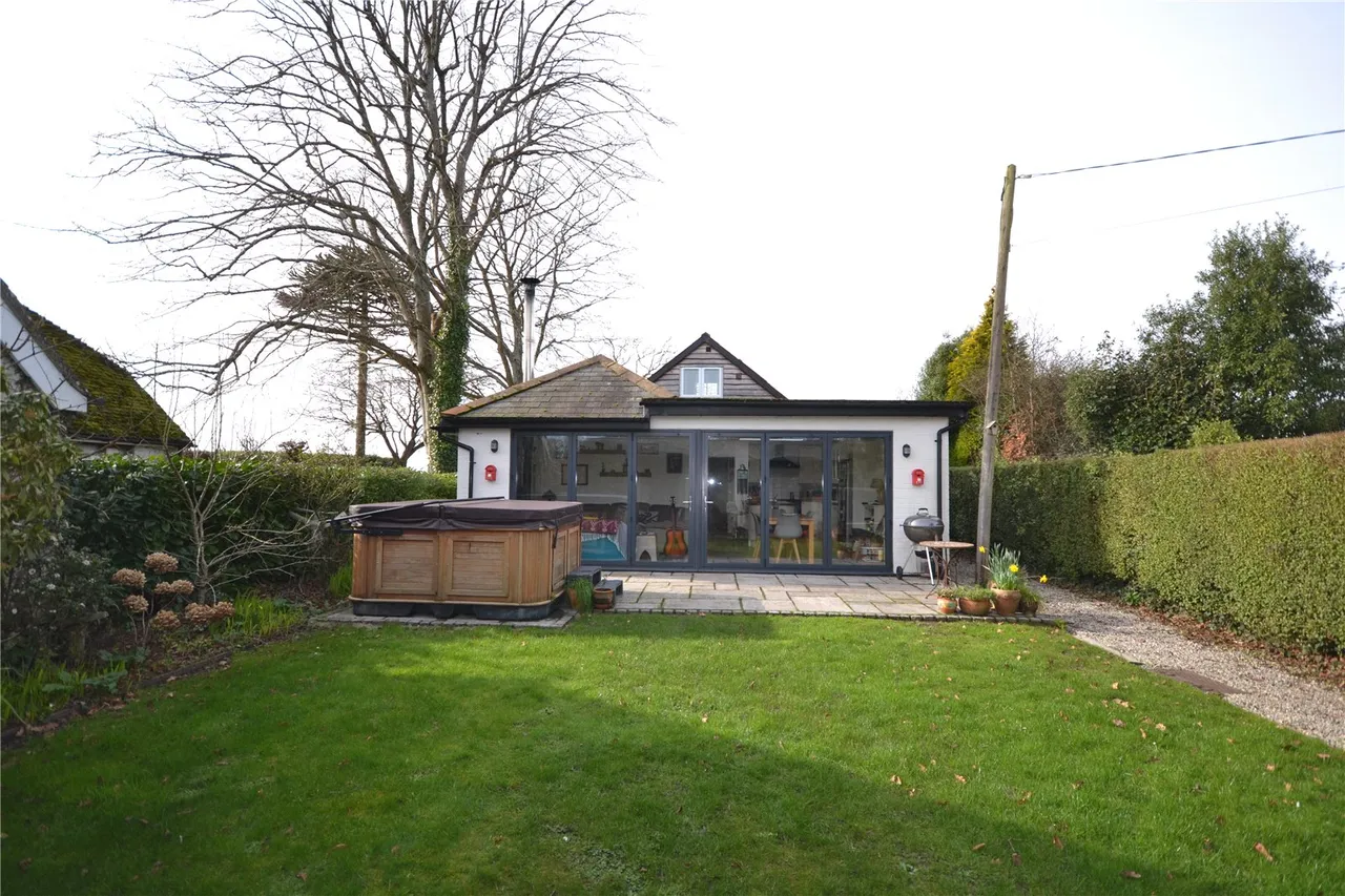 Main Road, East Boldre, Brockenhurst, Hampshire, SO42 7WD, photo 12