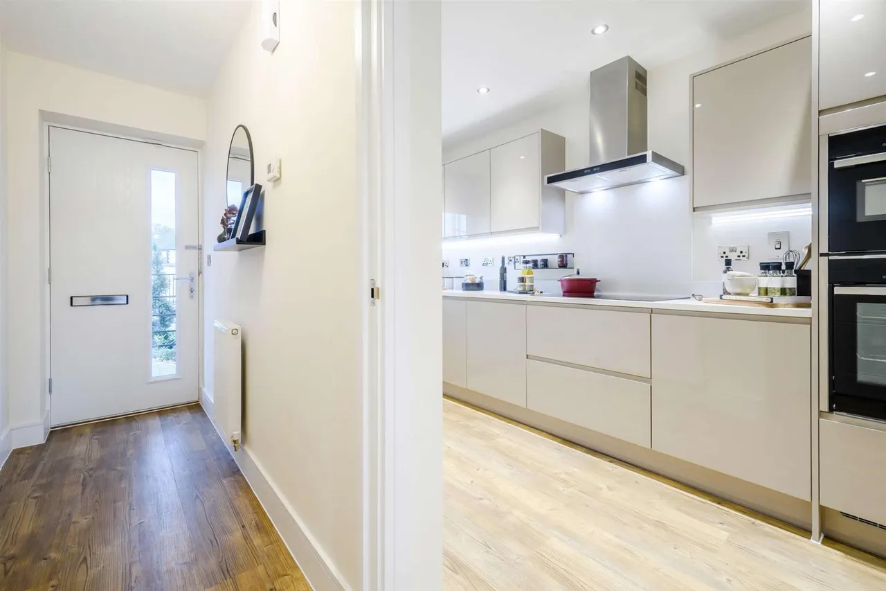 Frome Road, Trowbridge, BA14, photo 4