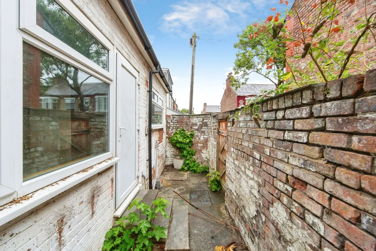 Devonfield Road, Orrell Park, L9, photo 24