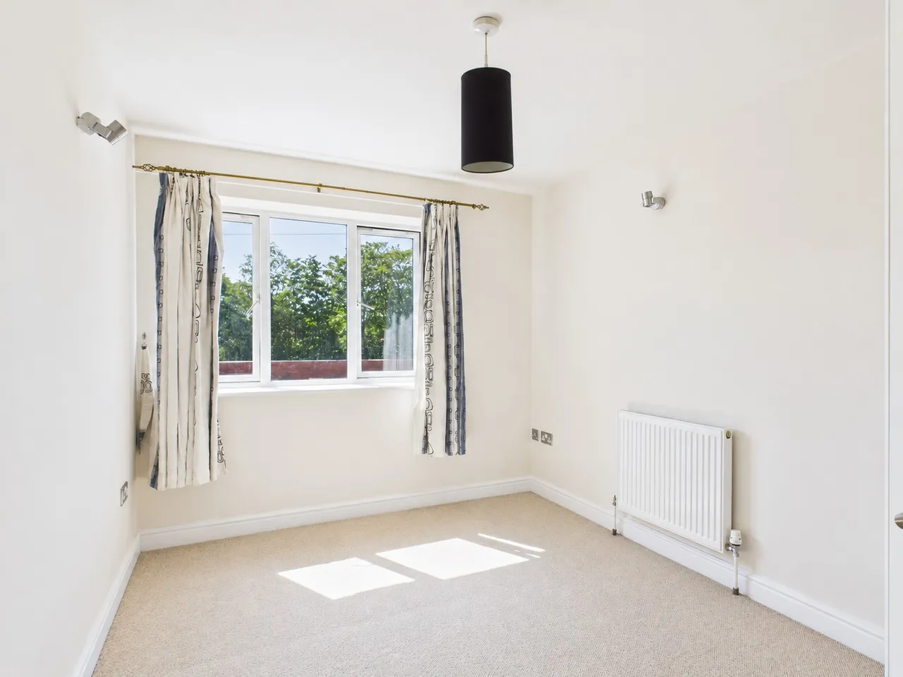 City Road, Chester Green, DE1, photo 3