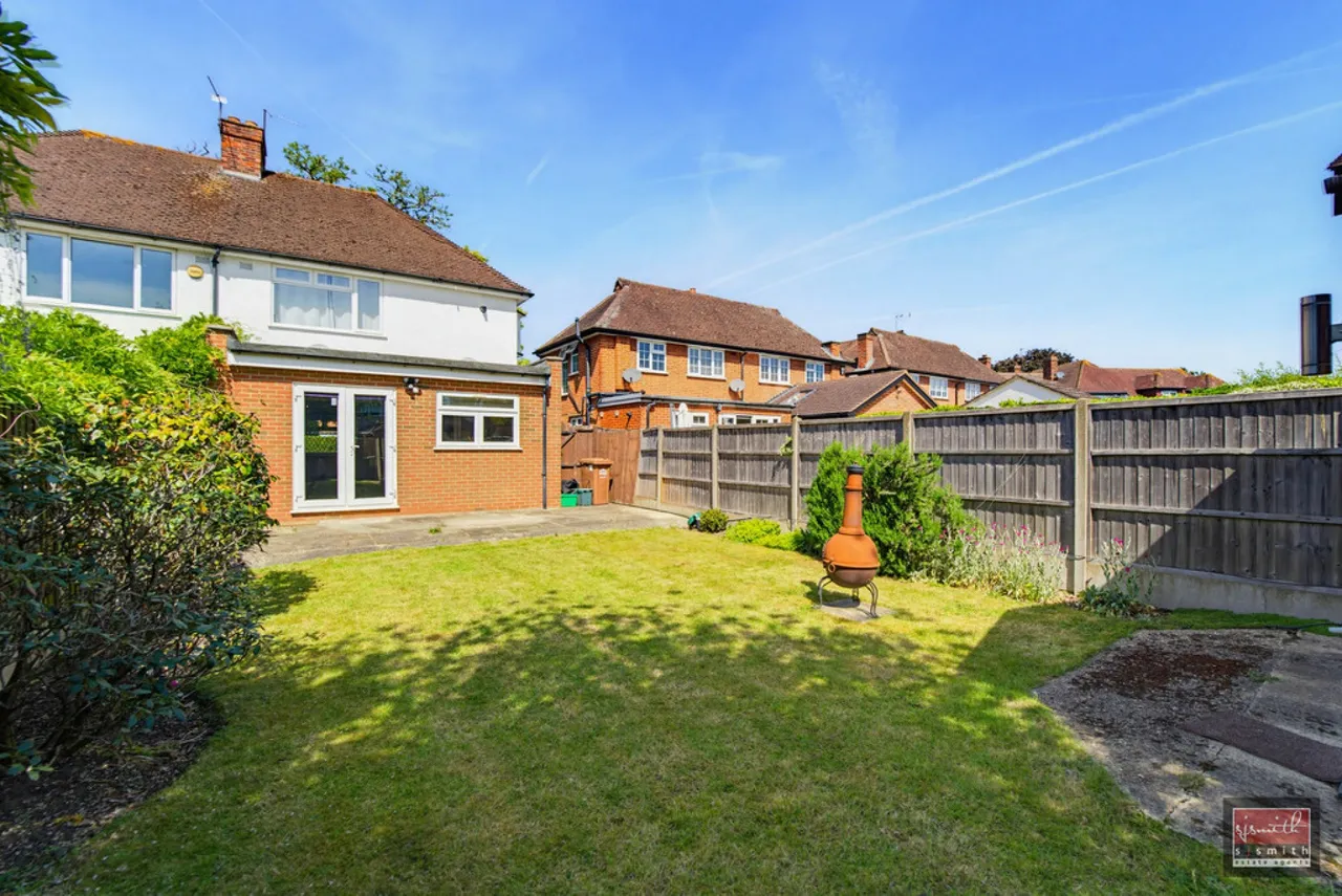 Meadway, Ashford, TW15, photo 10