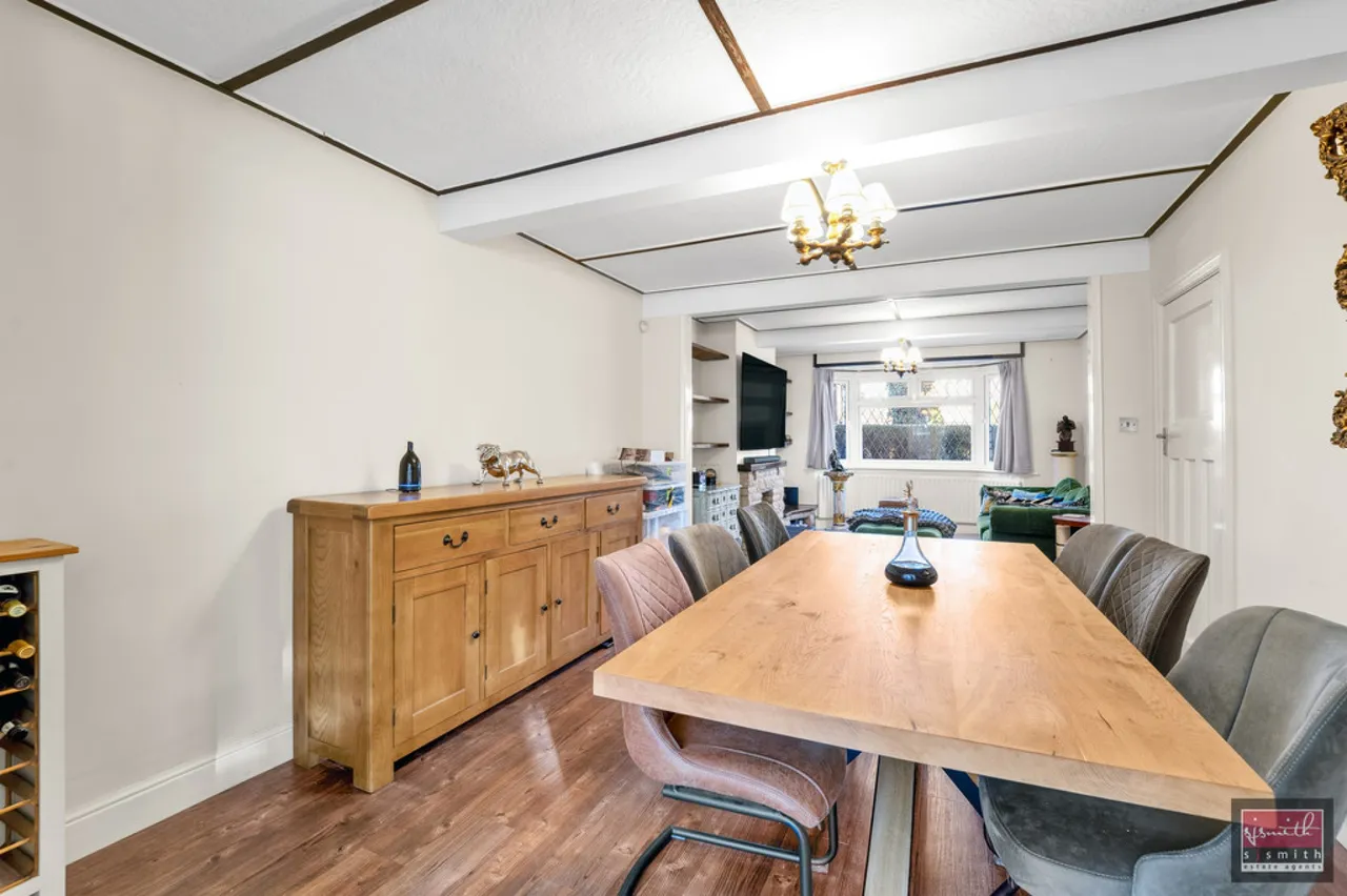 Meadway, Ashford, TW15, photo 16