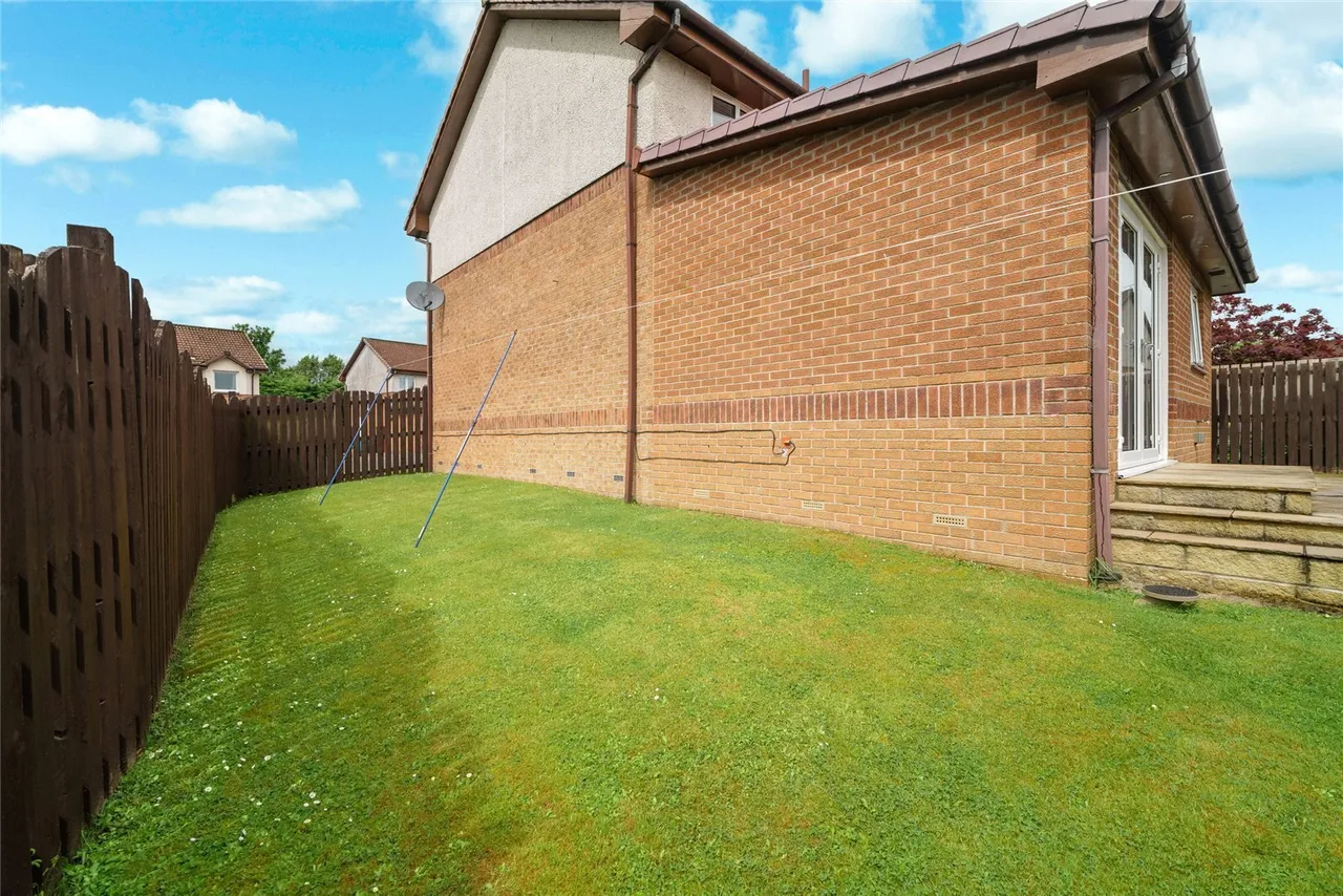 Bridgend Crescent, Moodiesburn, Glasgow, North Lanarkshire, G69, photo 14
