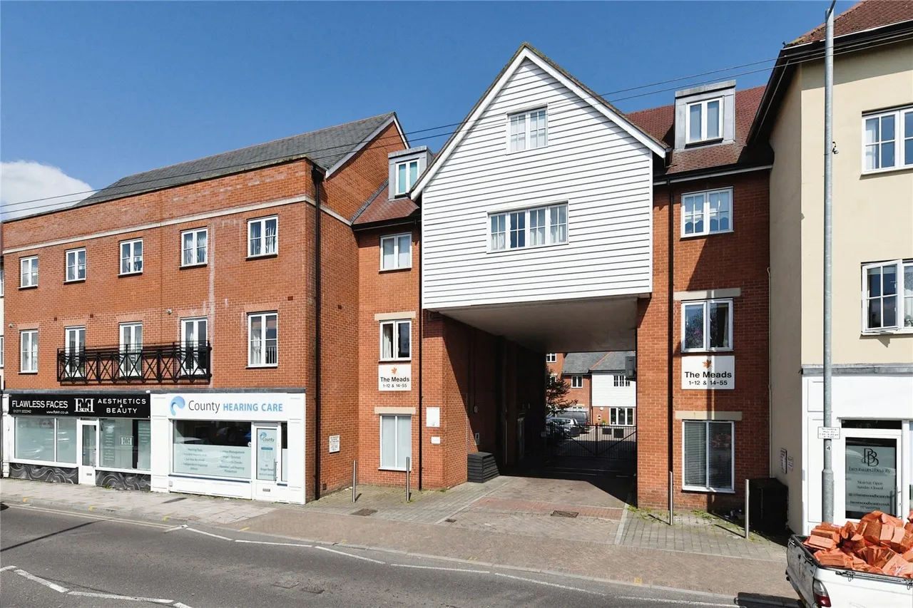 The Meads, Ongar Road, Brentwood, Essex, CM15, photo 17