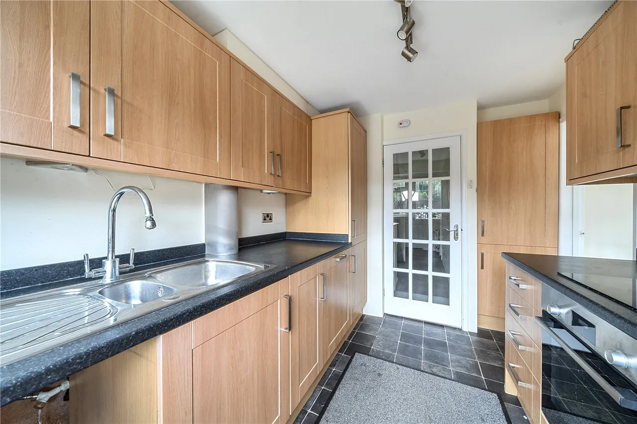 Riverside Gardens, Romsey, Hampshire, SO51, photo 10