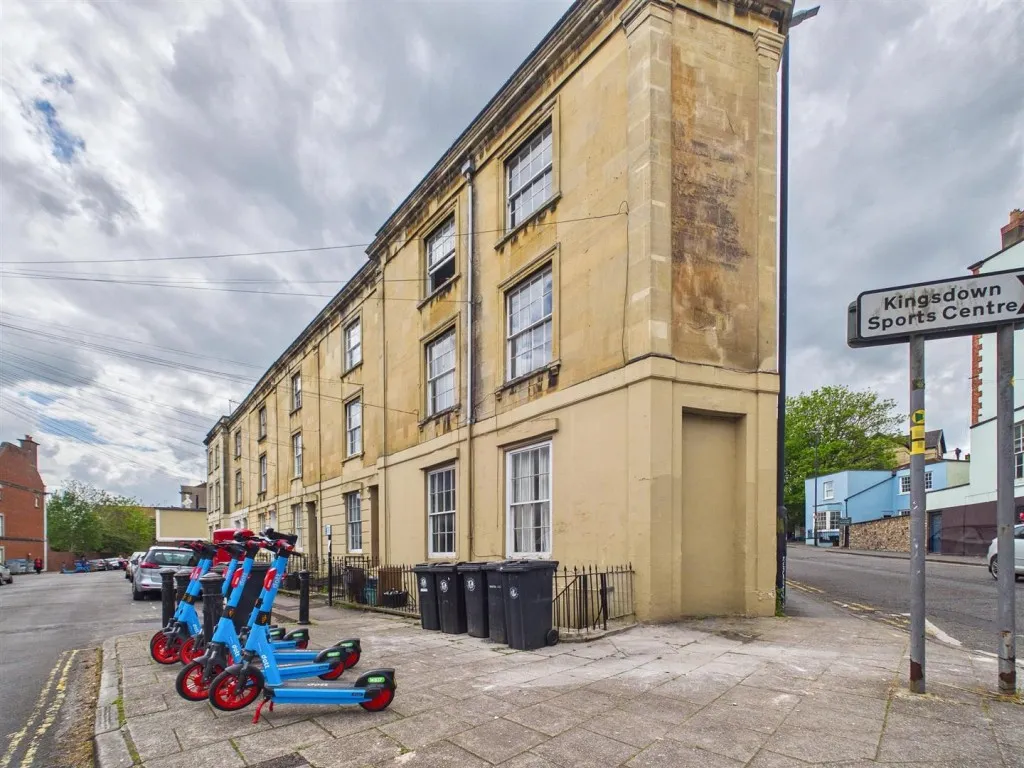 2 bed flat to rent, Clevedon Terrace, Bristol, BS6