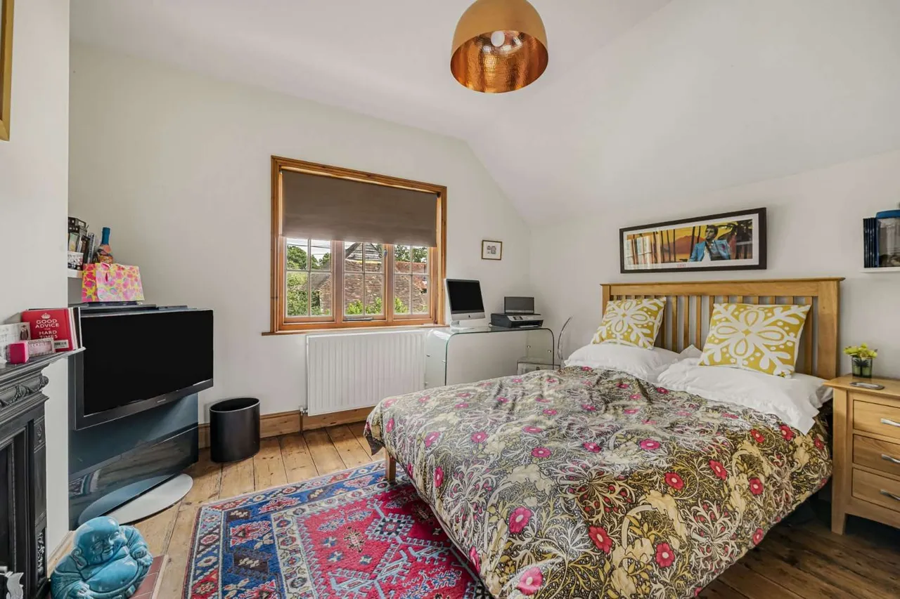 Bones Lane, Newchapel, RH7, photo 14