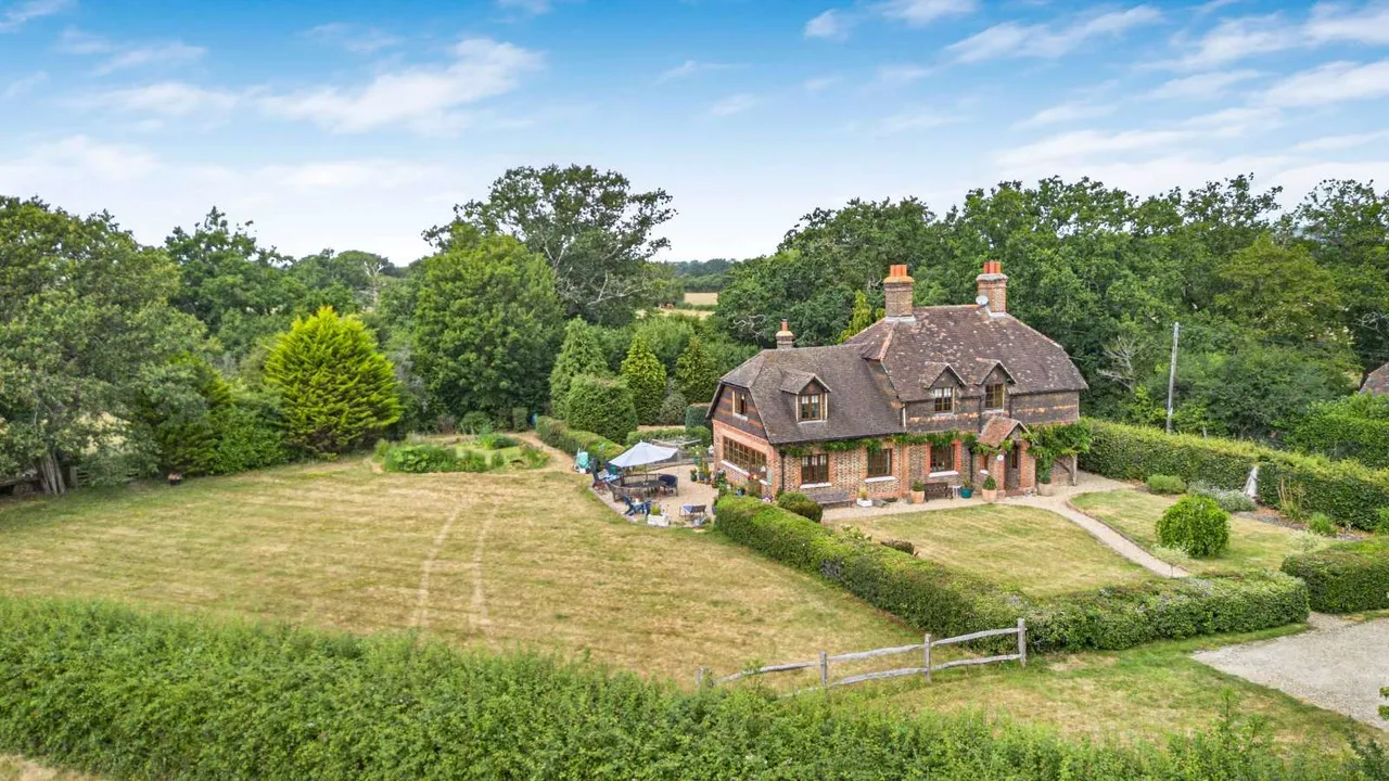 Bones Lane, Newchapel, RH7, photo 18