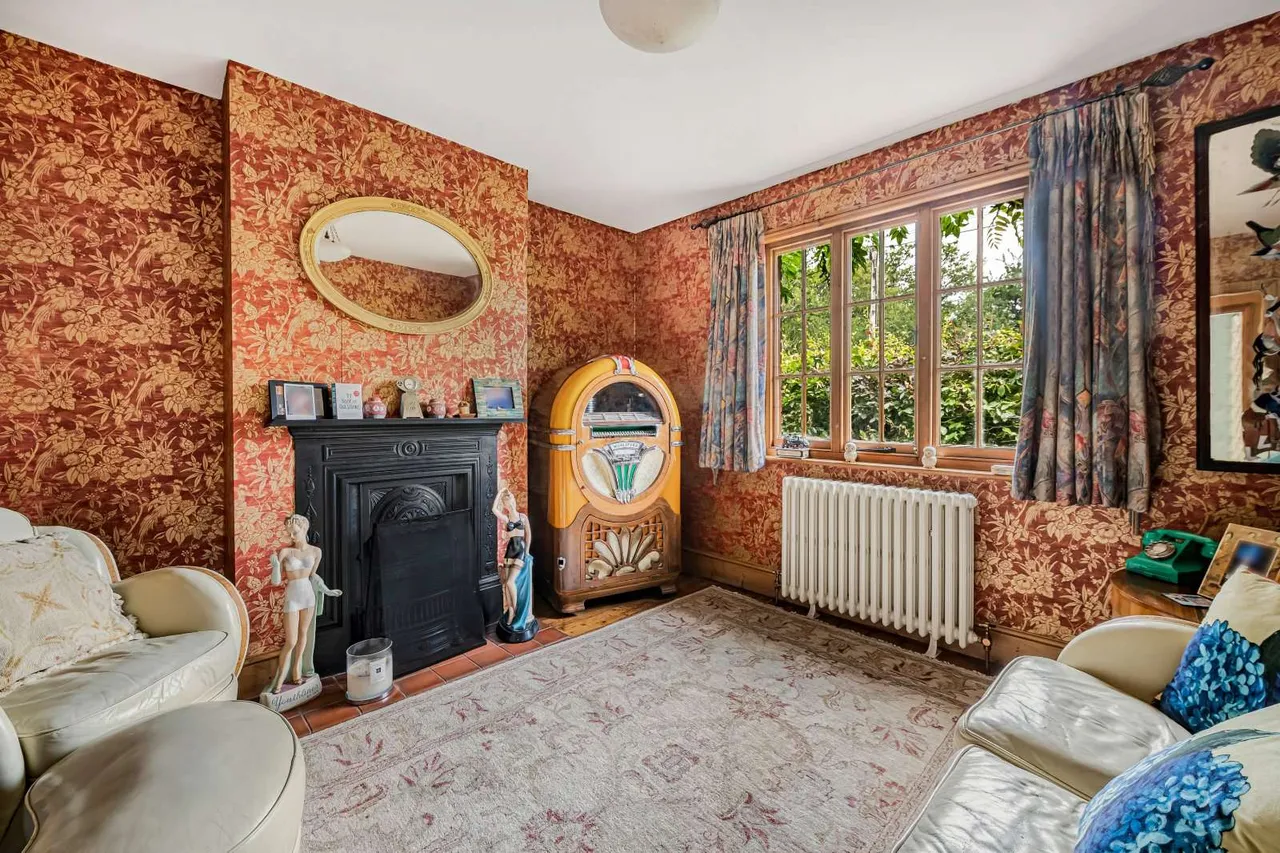Bones Lane, Newchapel, RH7, photo 7