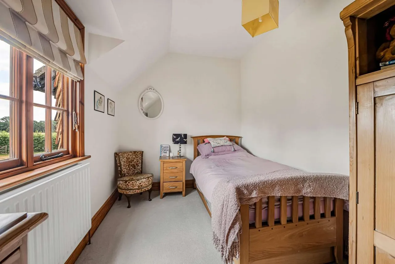 Bones Lane, Newchapel, RH7, photo 17