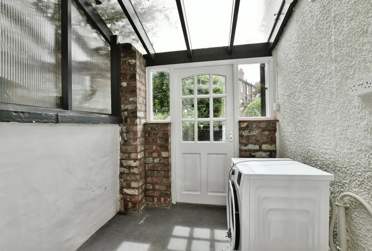 Chorley Hall Lane, Alderley Edge, Cheshire, SK9, photo 11