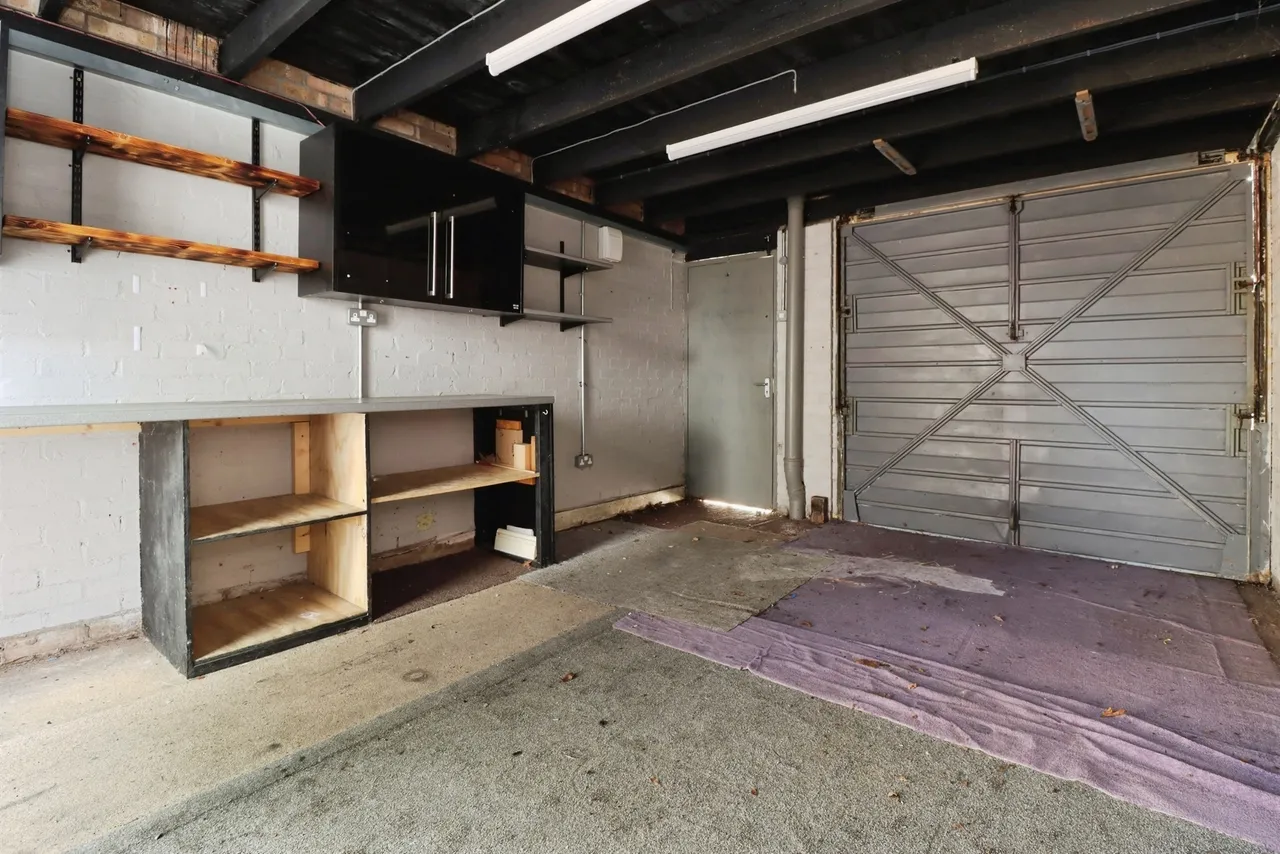 Bamburg Close, Corby, NN18, photo 10