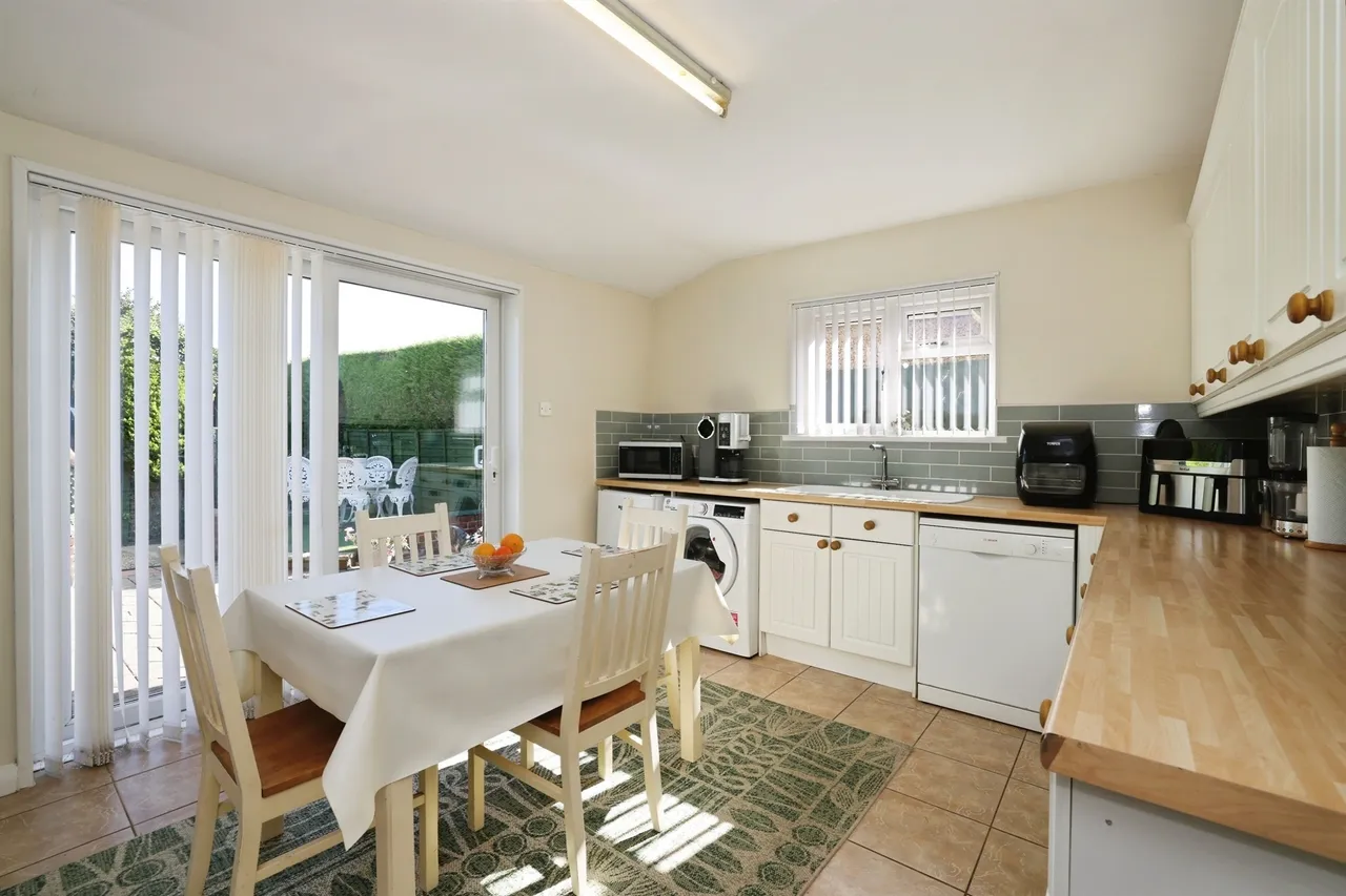 Queen Mary Road, Salisbury, SP2, photo 4