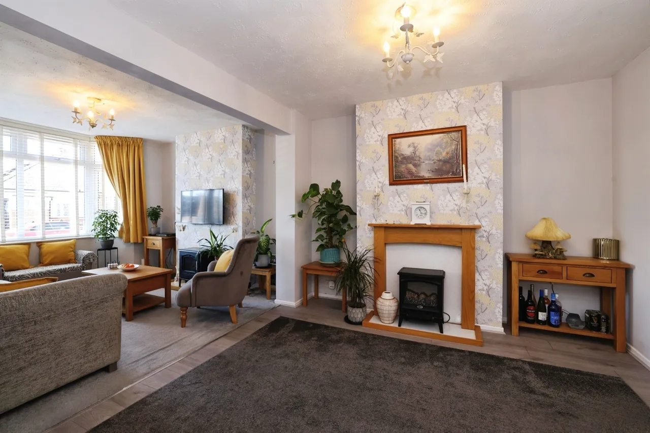 Queen Mary Road, Salisbury, SP2, photo 3