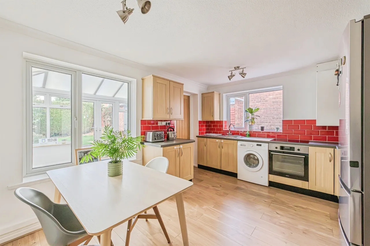Buckden, Wilnecote, B77, photo 6