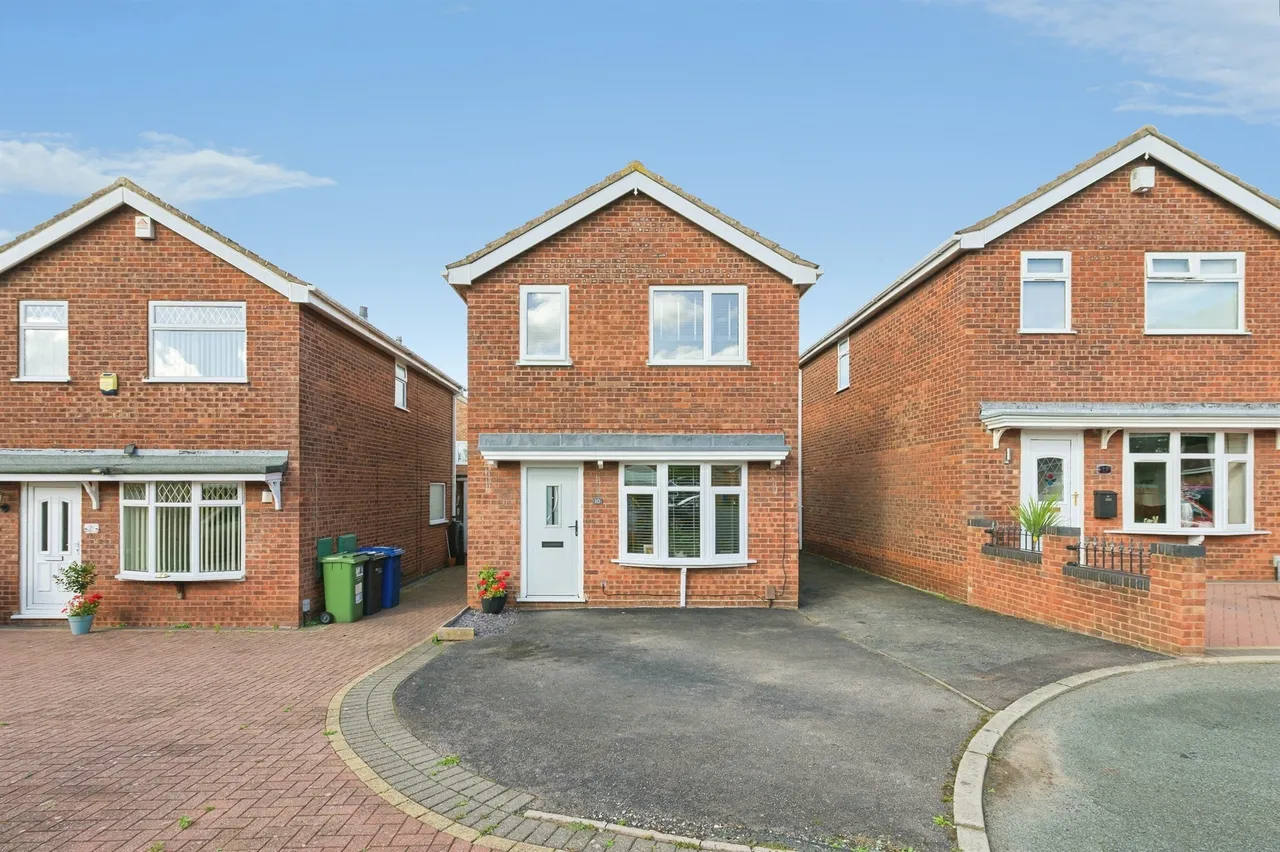 3 bed house for sale, Buckden, Wilnecote, B77