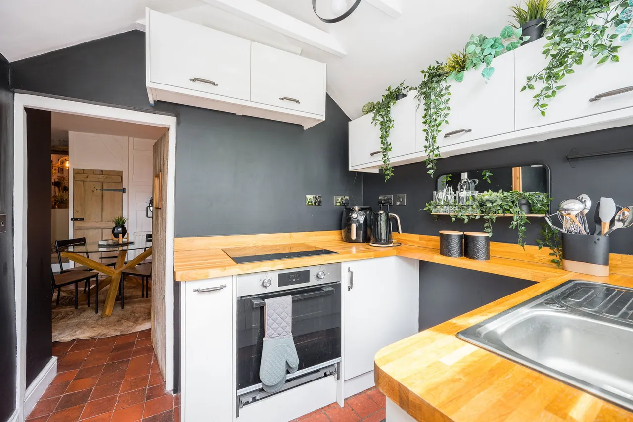 Brecon Road, Abergavenny, photo 11