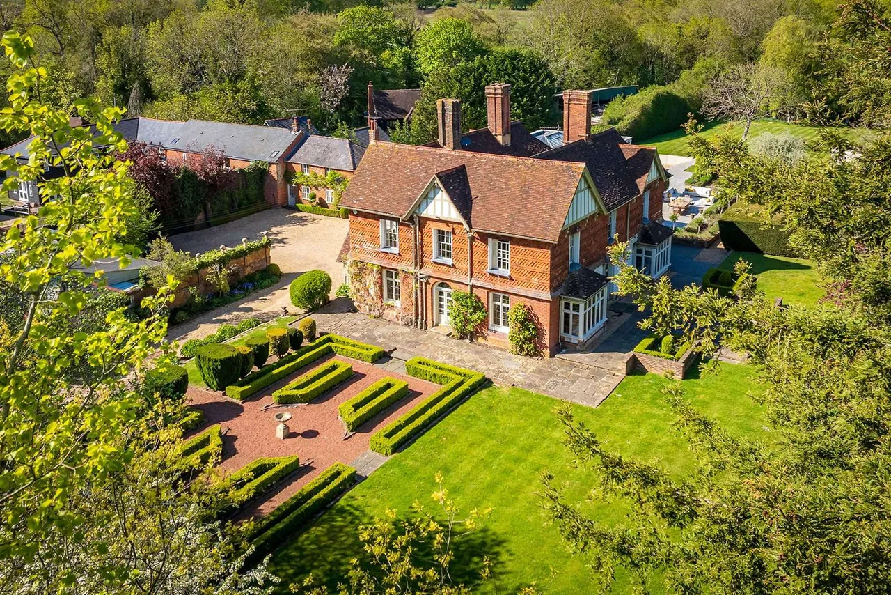 7 bed house for sale, Forest Green, Dorking, RH5