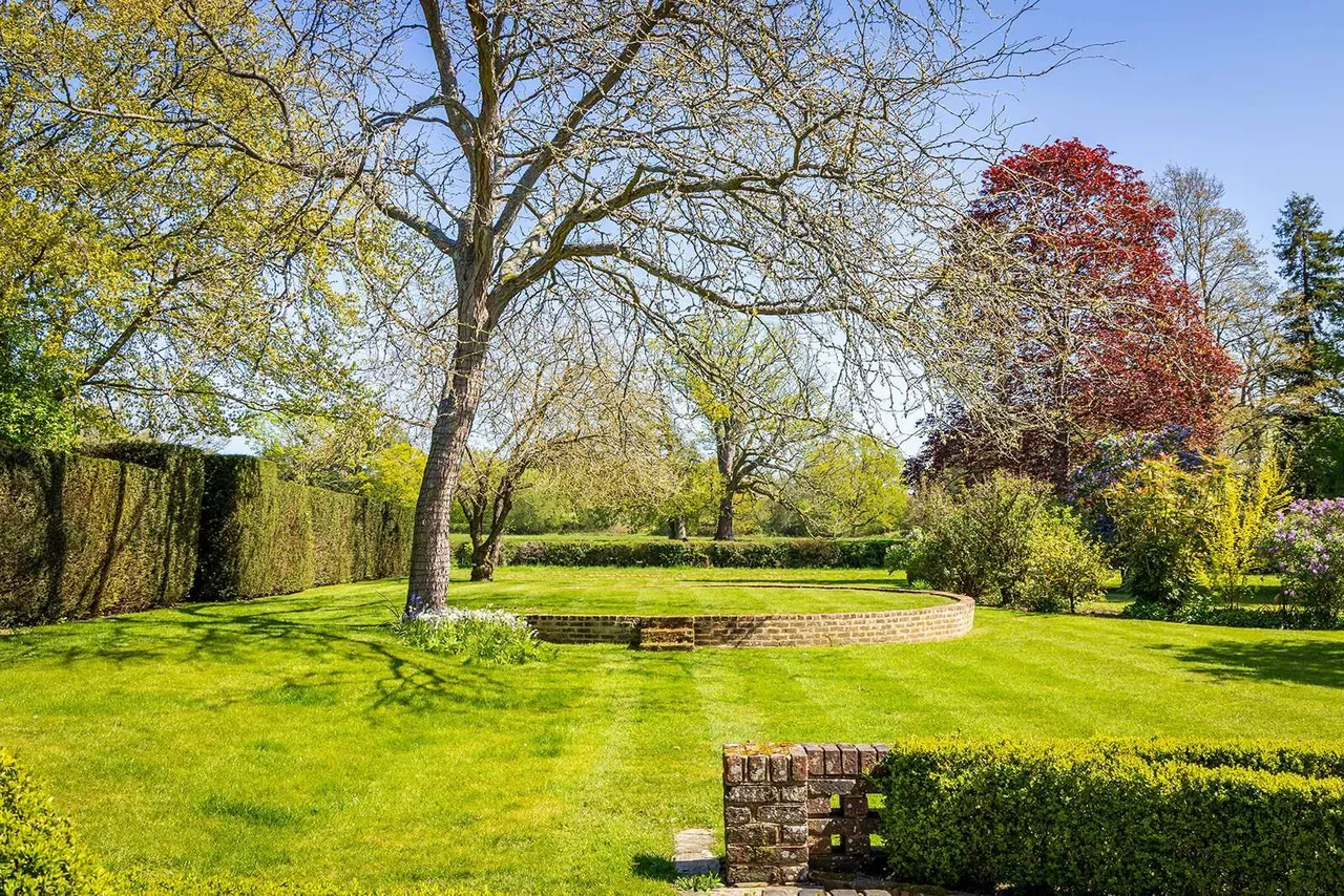 Forest Green, Dorking, RH5, photo 32