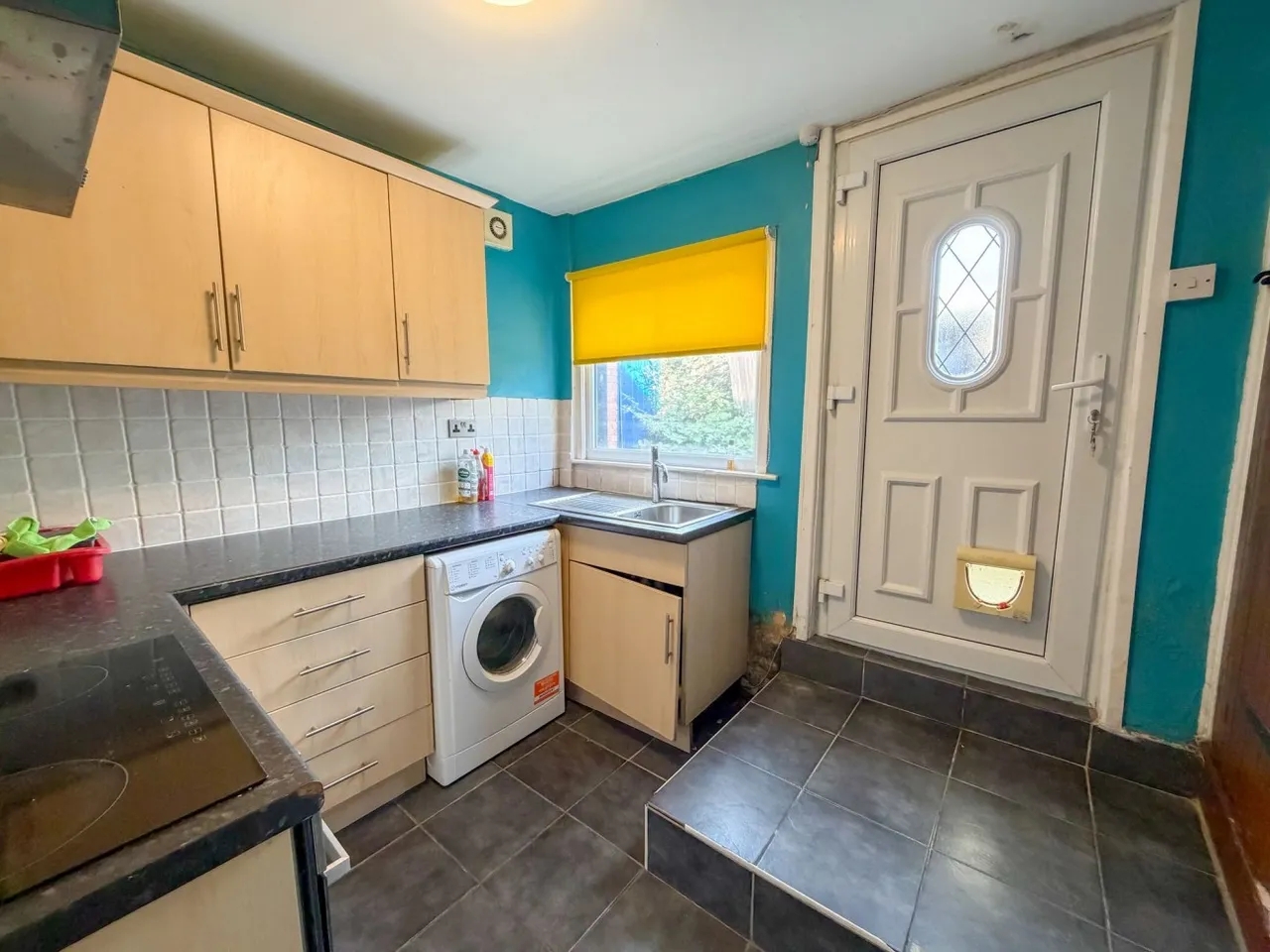 Eastgate, Worksop, S80, photo 7