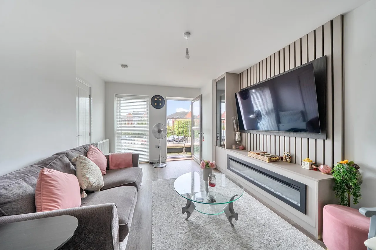 Cornwall Gardens, Burnham, SL6, photo 6