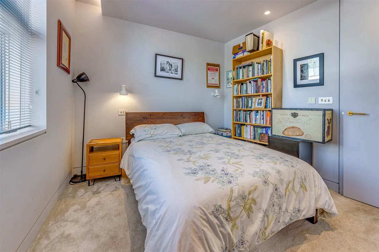 Swains Lane, Highgate, N6, photo 13