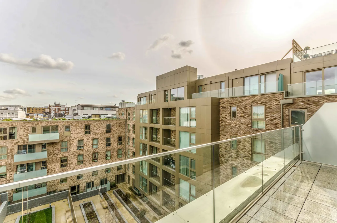 Flat 25, Emerson Court, 2A Rodney Street, London, photo 12