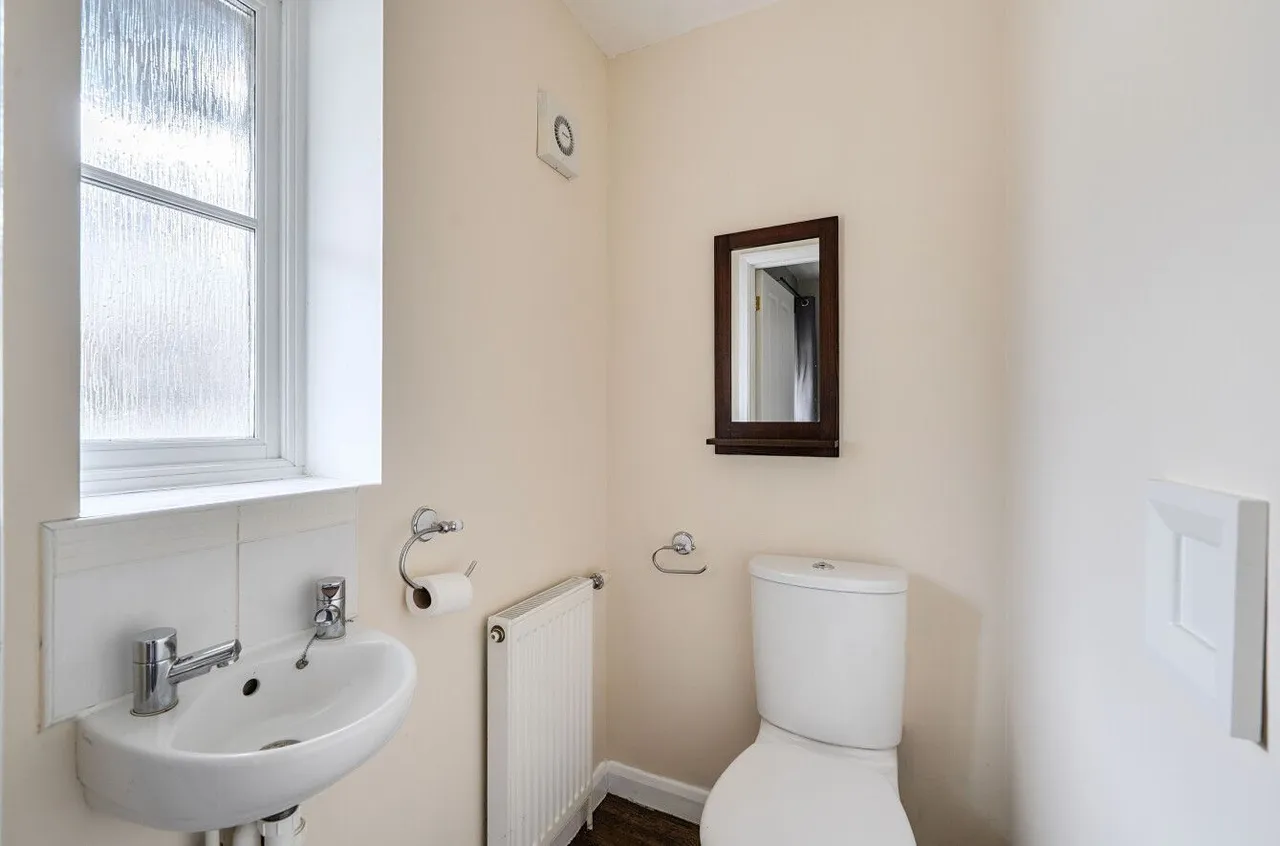 Lewis Close, Chilcompton, BA3, photo 15