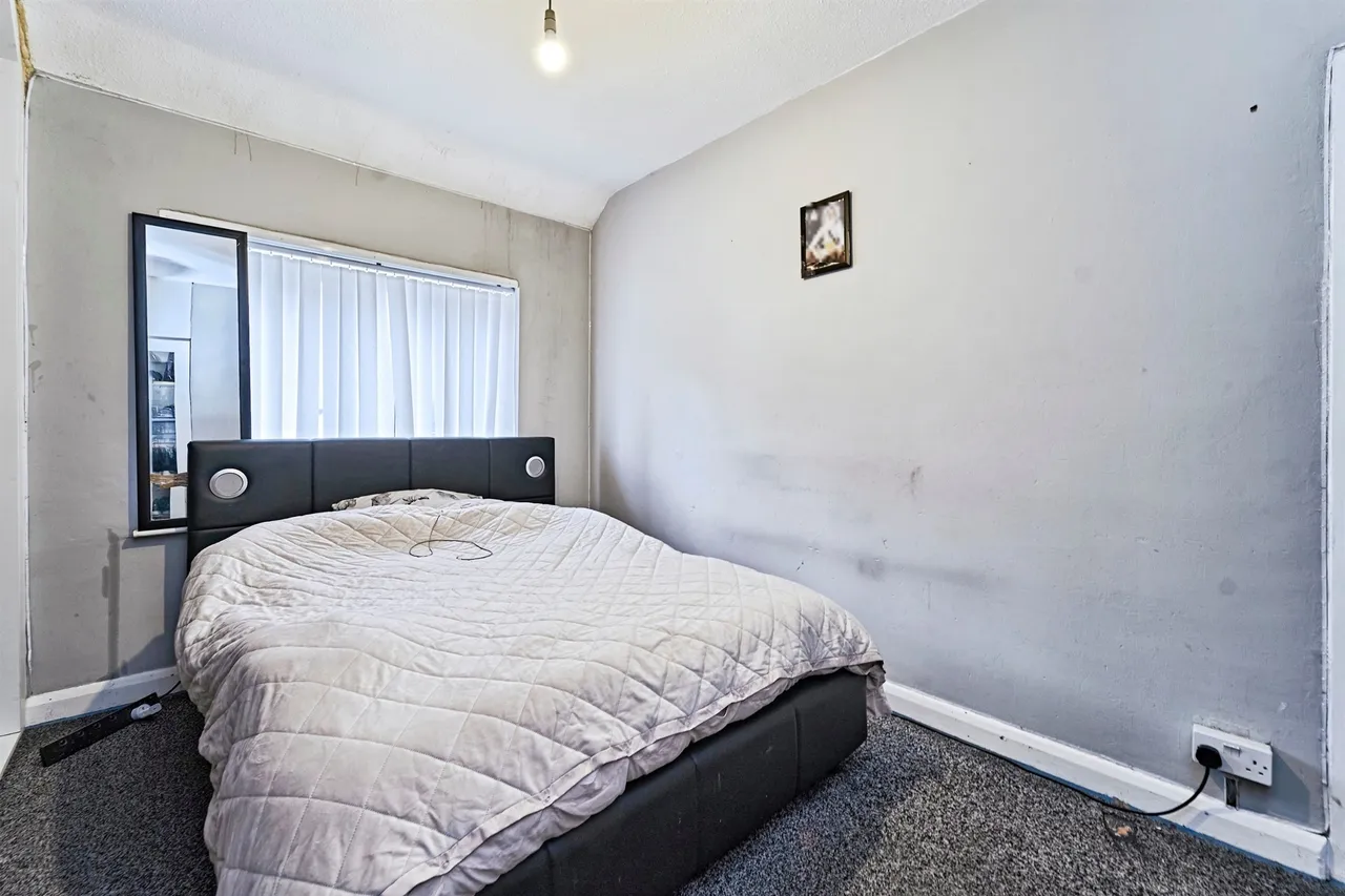 Laburnum Road, Tipton, DY4, photo 8