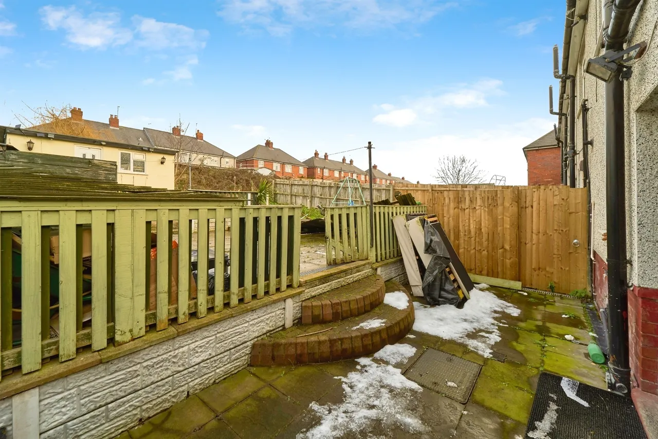 Laburnum Road, Tipton, DY4, photo 18