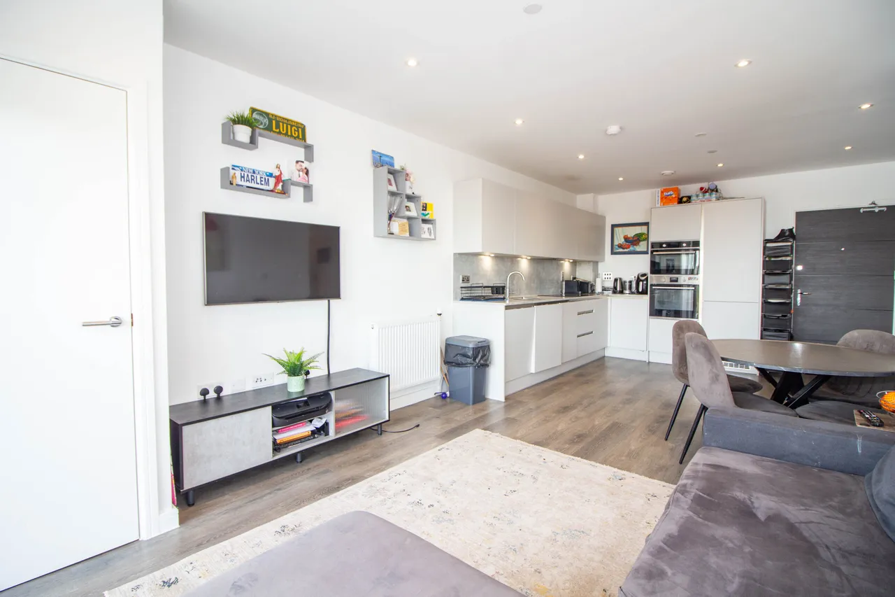 Oxhey Drive, South Oxhey, WD19, photo 8