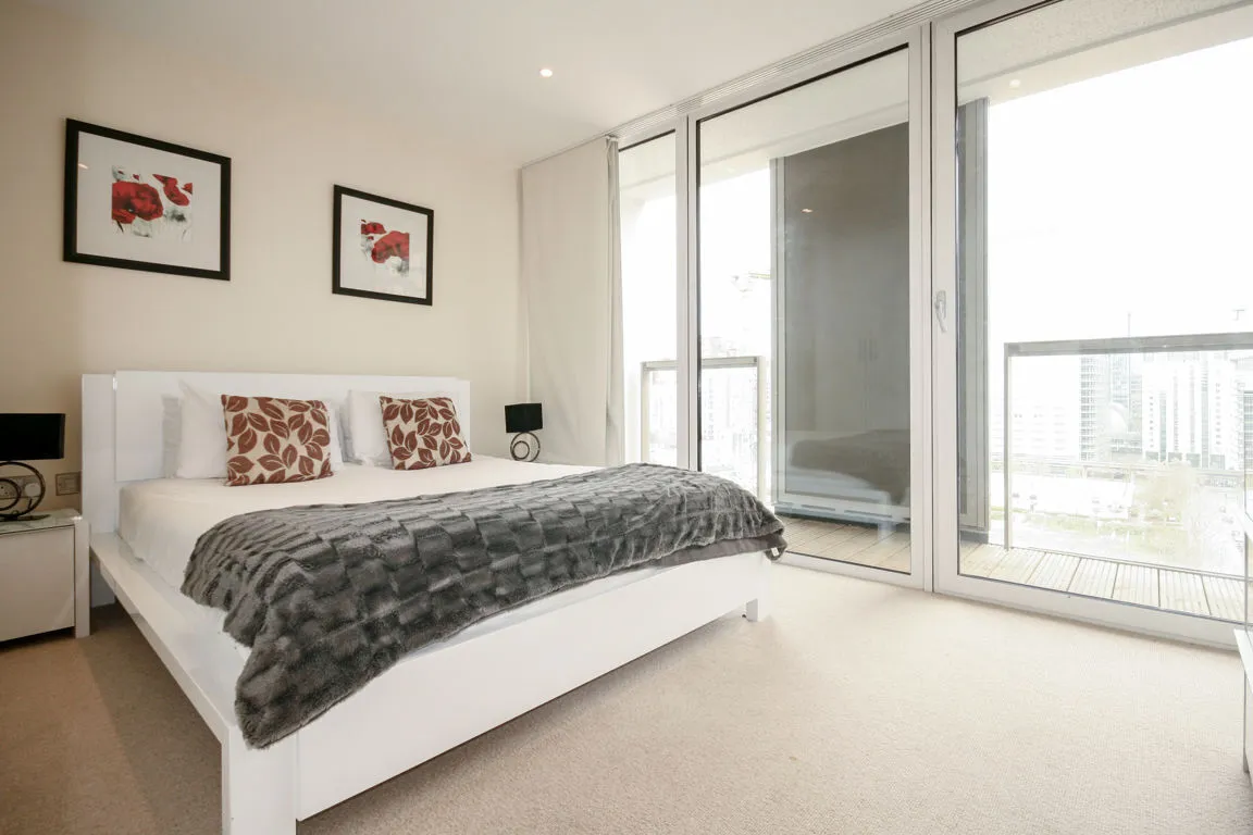 2 bed flat to rent, Millharbour, Canary Wharf