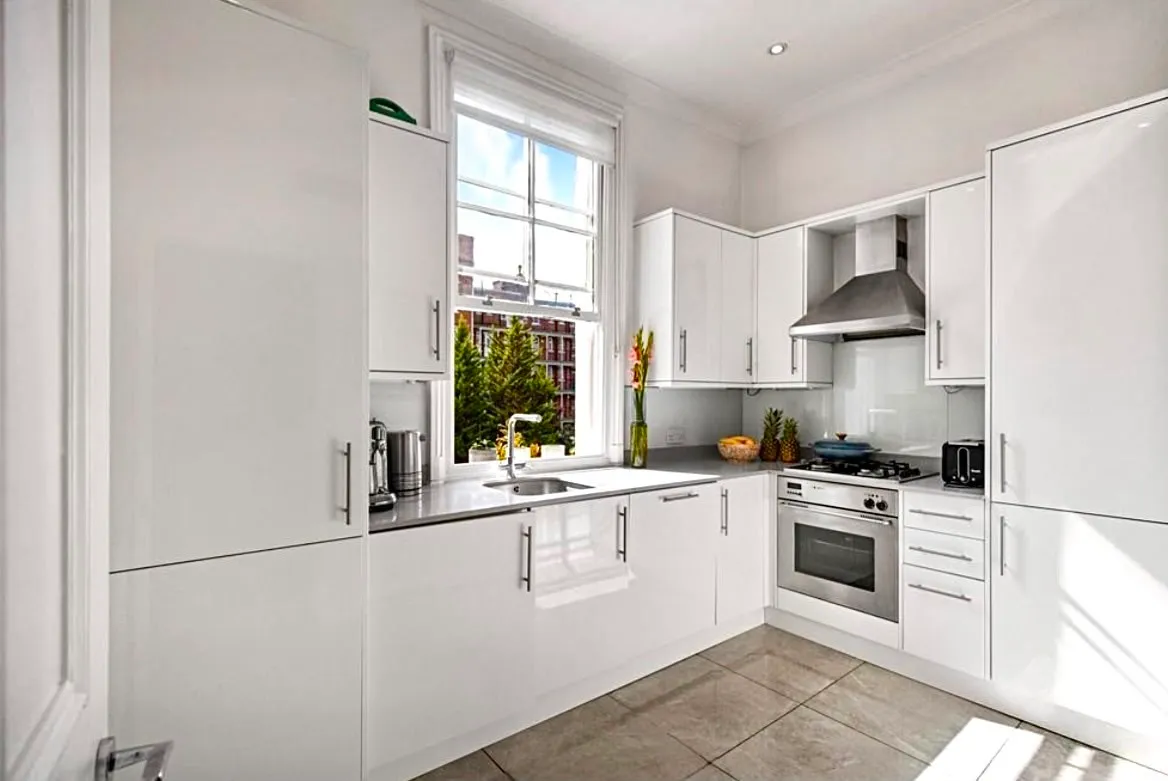 Hamilton Terrace, St John's Wood, London, NW8 9RE, photo 3