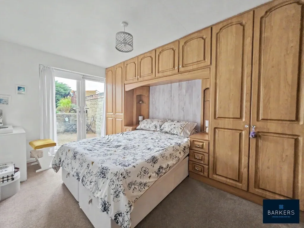 Fernlea Close, Heckmondwike, WF16, photo 14