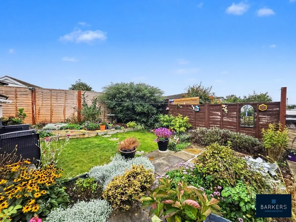 Fernlea Close, Heckmondwike, WF16, photo 5