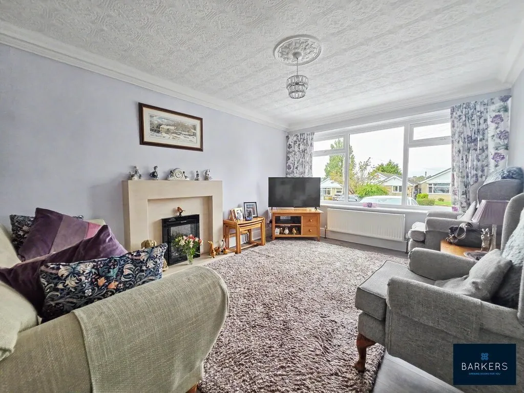 Fernlea Close, Heckmondwike, WF16, photo 3