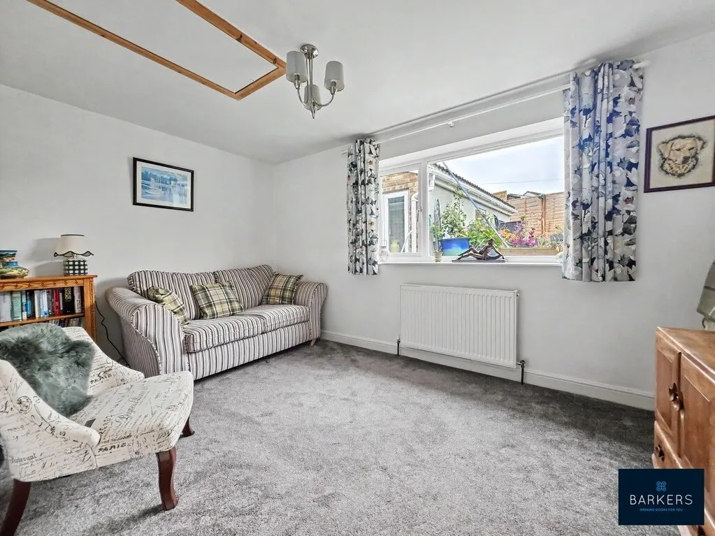 Fernlea Close, Heckmondwike, WF16, photo 11