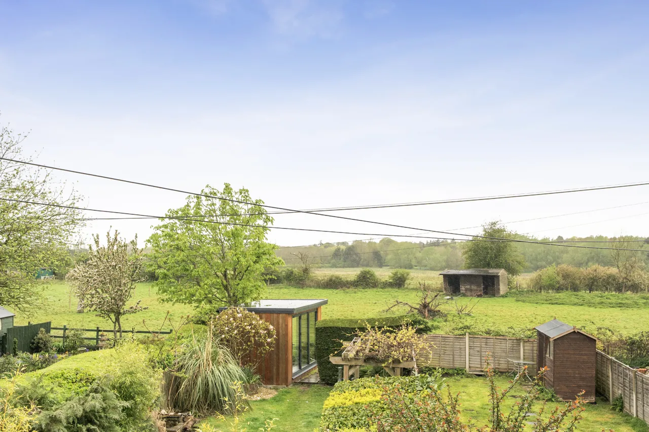 Radlett Road, St Albans, AL2, photo 2