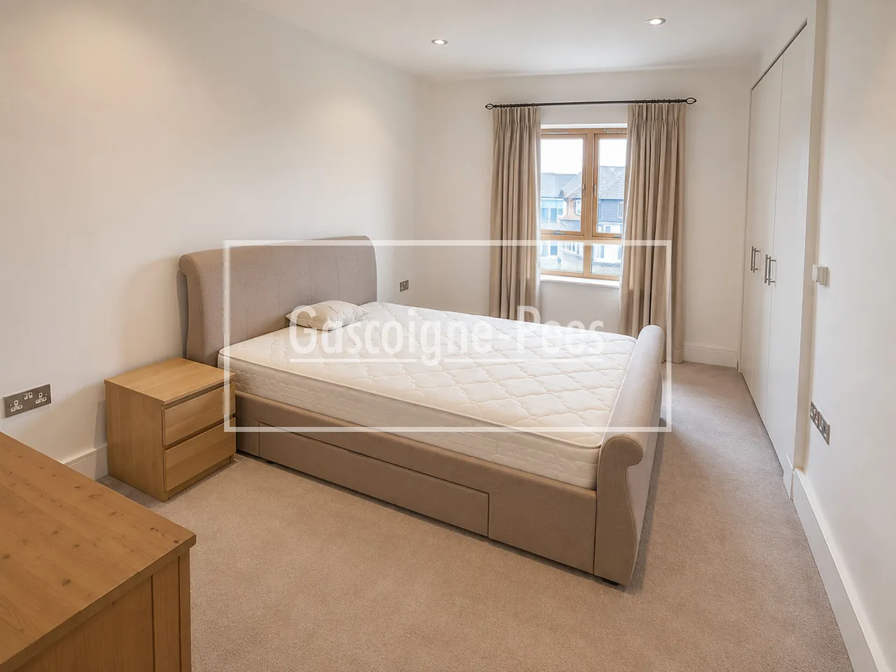 Trinity Gate, Guildford, GU1, photo 4