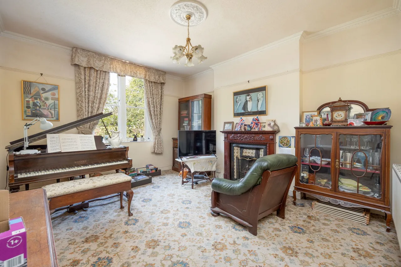 Place Road, Melksham, SN12, photo 45