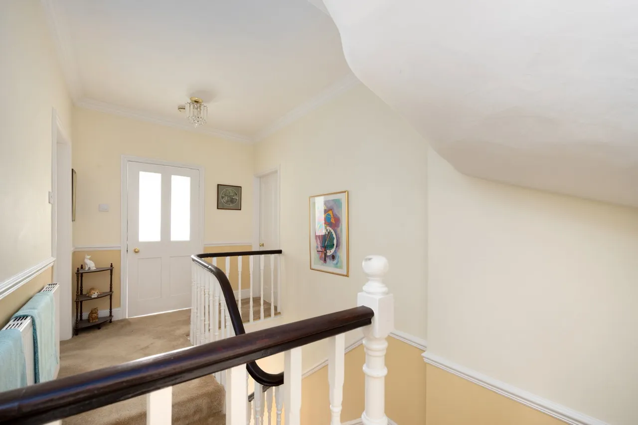 Place Road, Melksham, SN12, photo 46