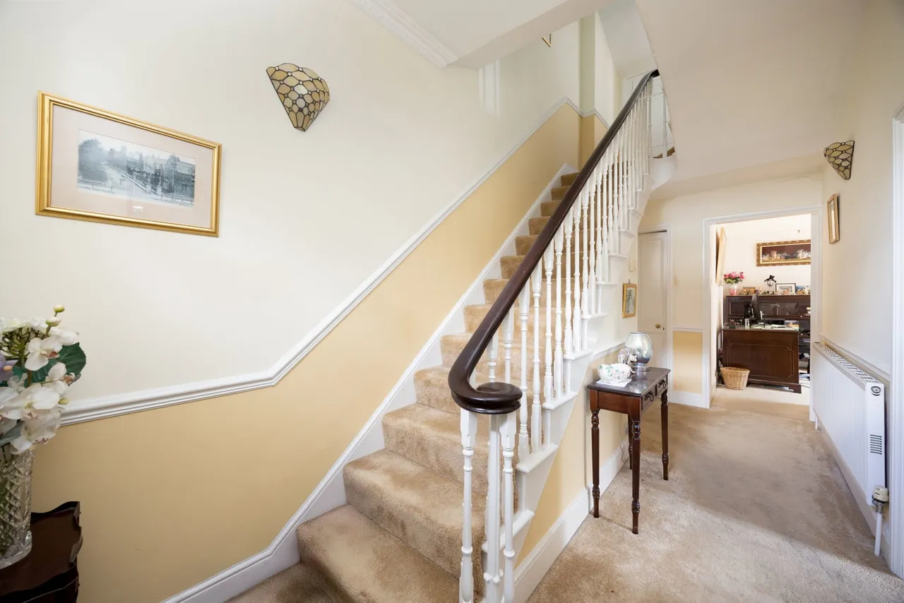 Place Road, Melksham, SN12, photo 4