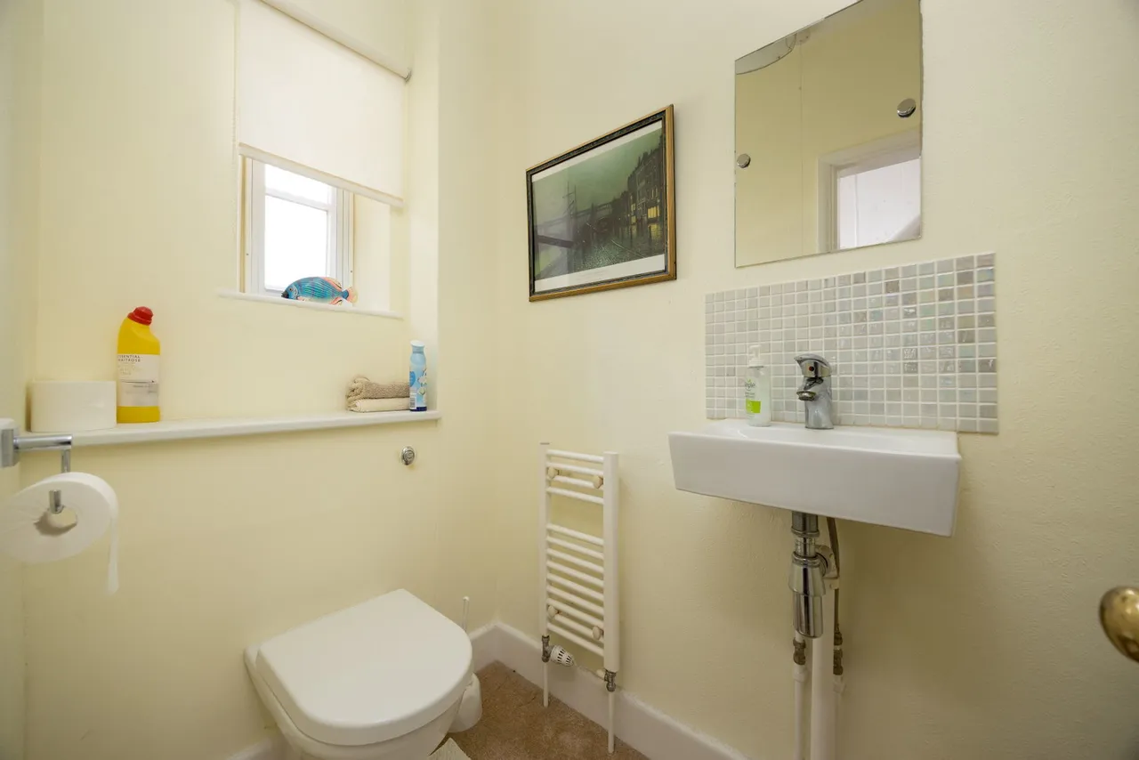 Place Road, Melksham, SN12, photo 44