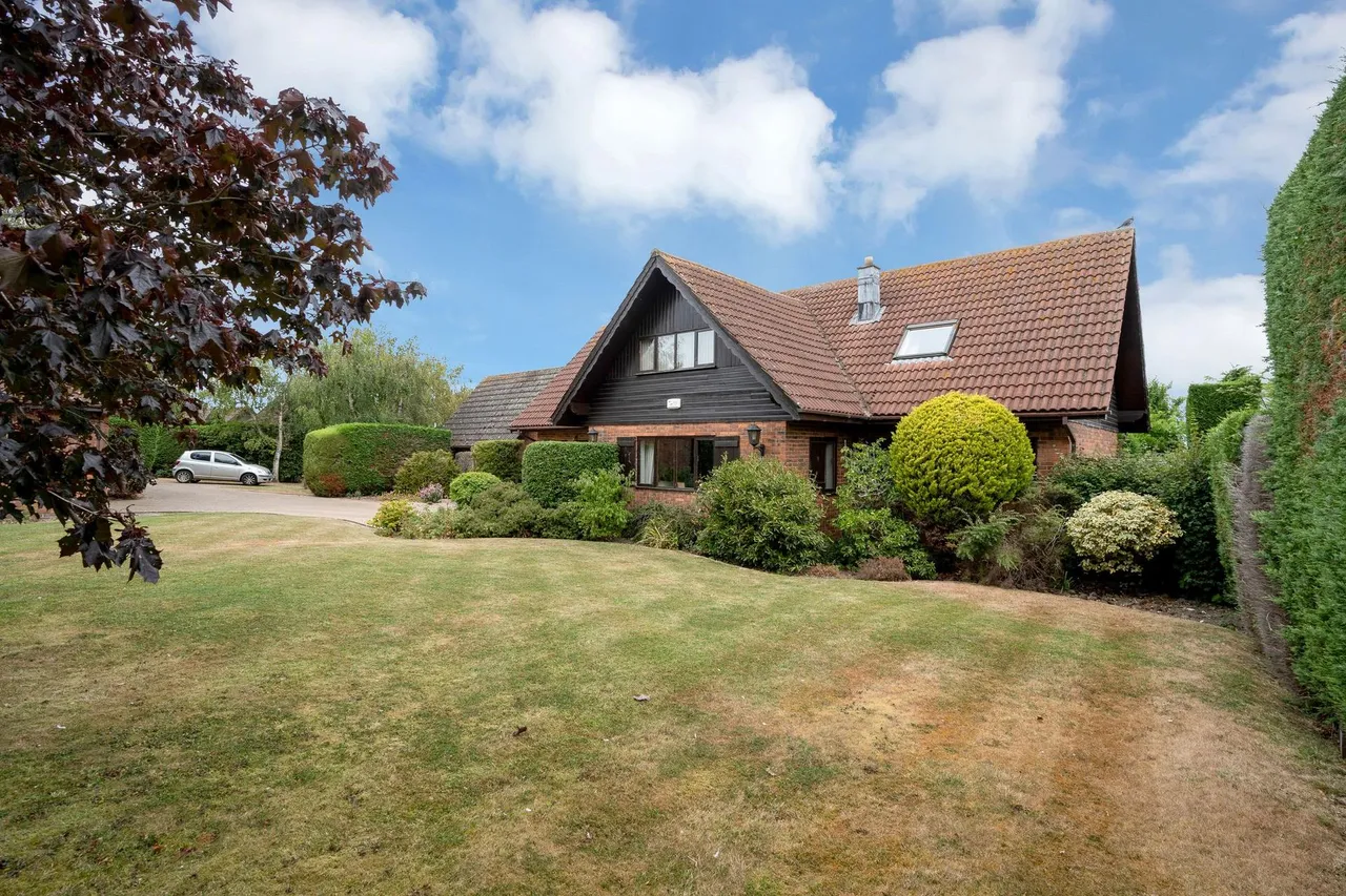 4 bed house for sale, Church Lane, Long Clawson, LE14