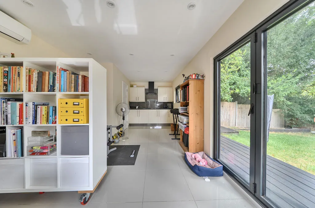 Zig Zag Road, Kenley CR8 5EL, photo 7